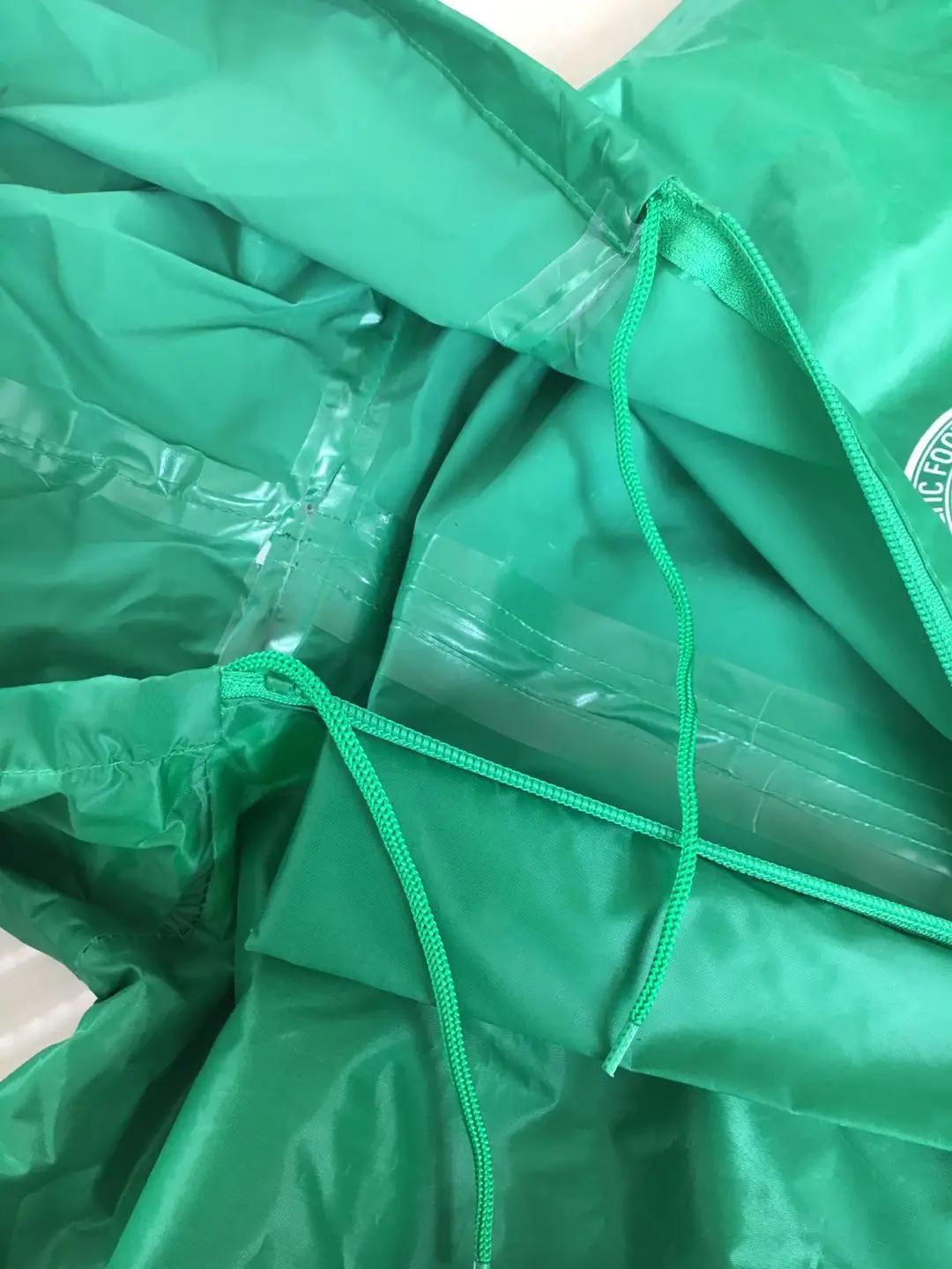 Waterproof Polyester Fabric Wheelchair Rain Poncho