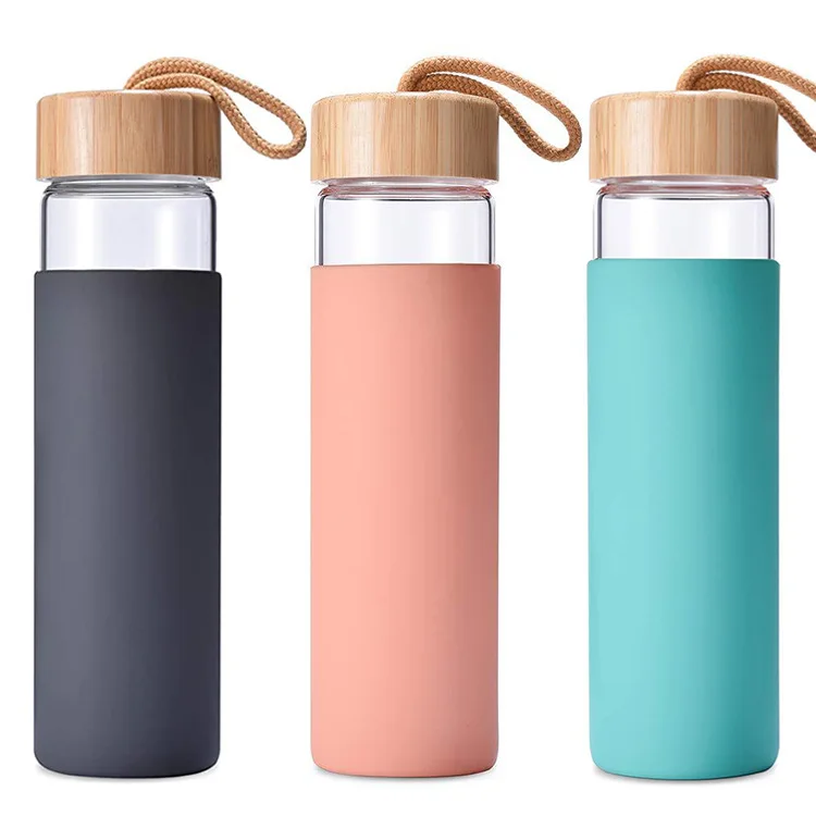 20oz Car Holder Glass Water Tumbler Non-Slip Silicone Sleeve Leakage Proof Glass Water Bottle with Bamboo Lid