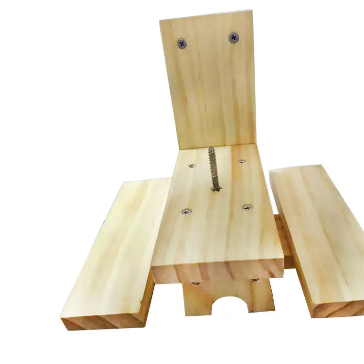 High Quality Custom Wood Animal Squirrel Picnic Table Feeder Large Squirrel Feeders Table For Outside