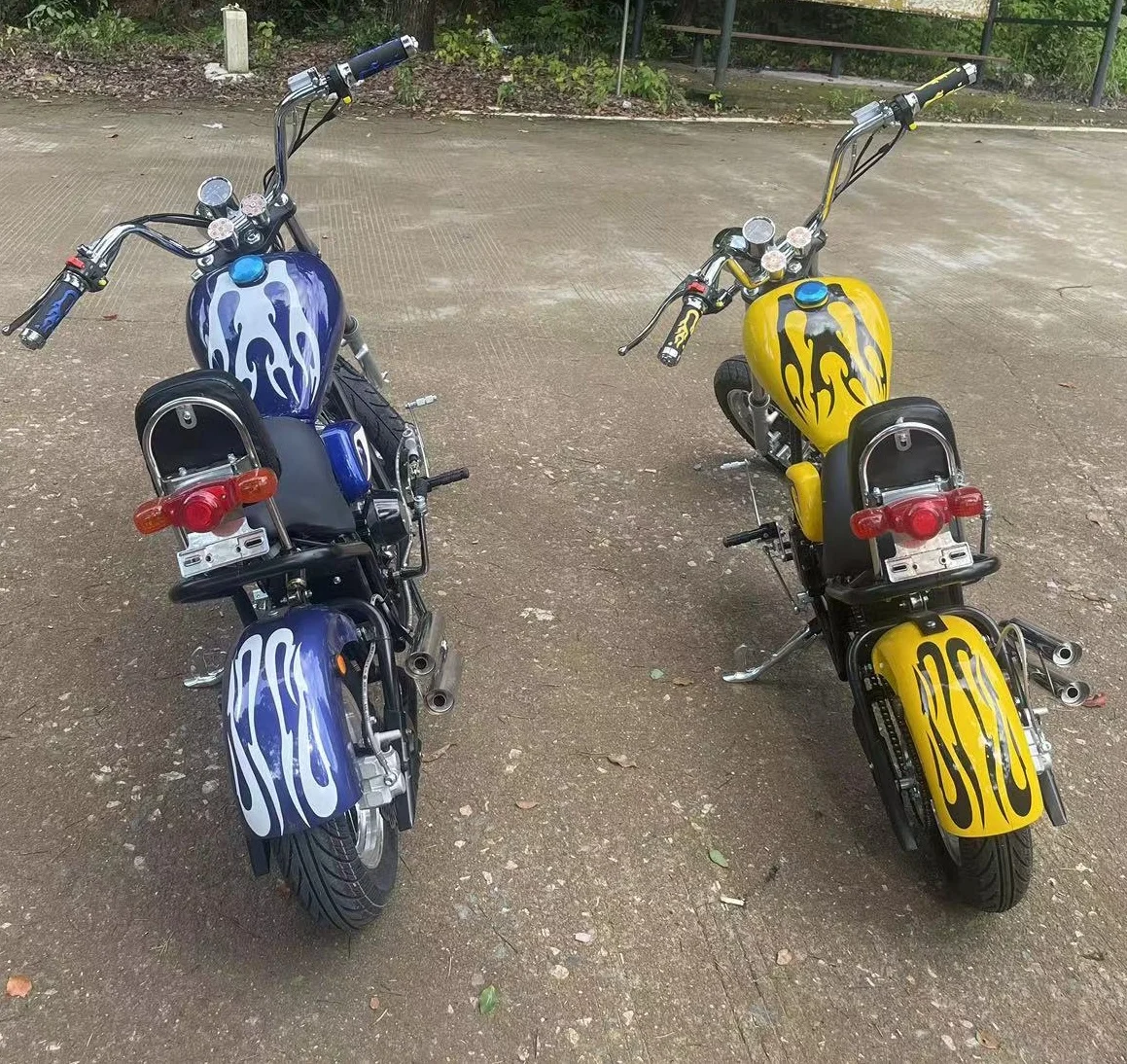 Manual/Automatic Transmission Comfortable and Convenient 125CChopper Motorcycle Comfortable Two-wheeler