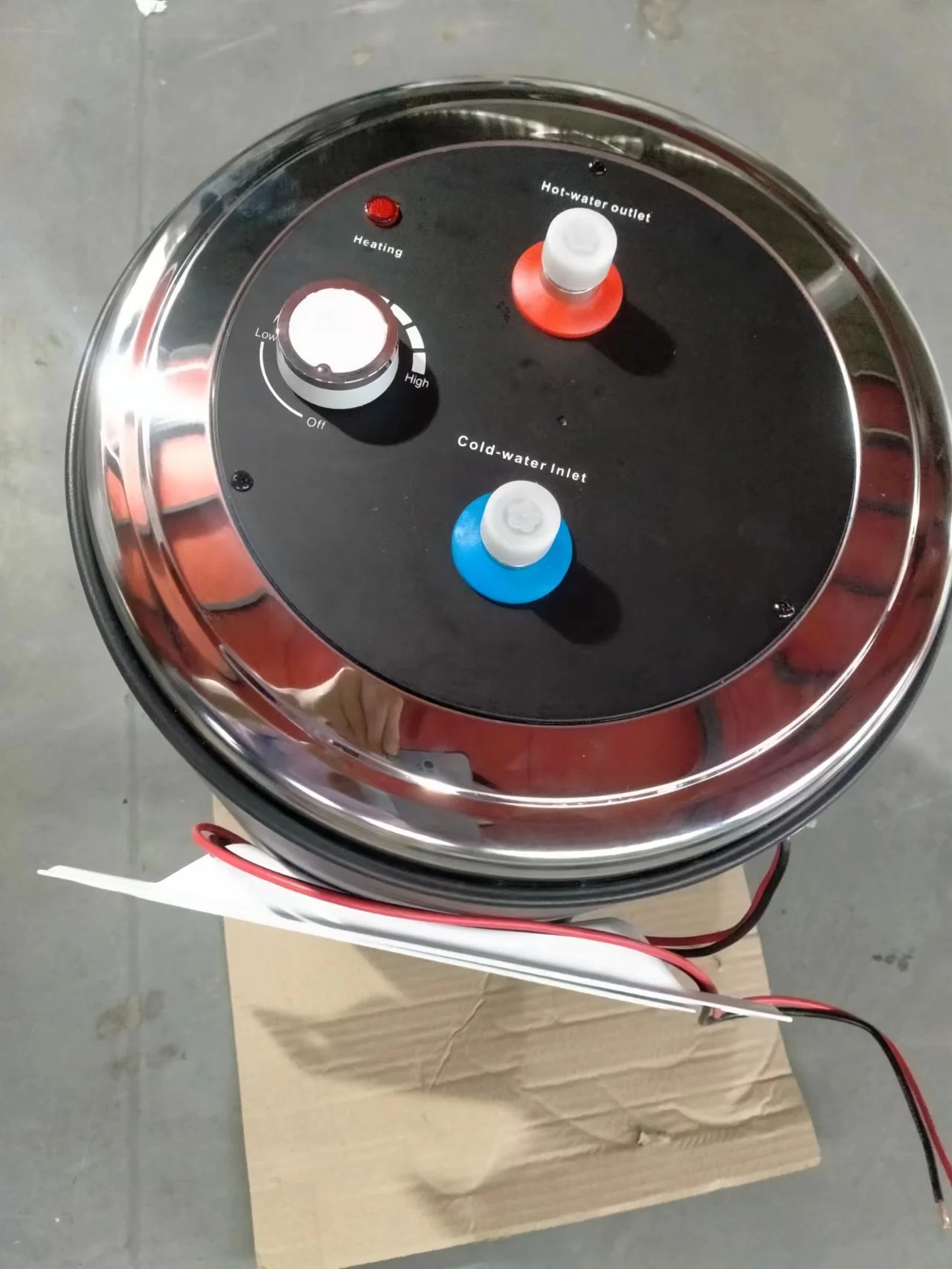 Factory high  quality 10L 12V  200W portable black tanks  rv water heater for caraven