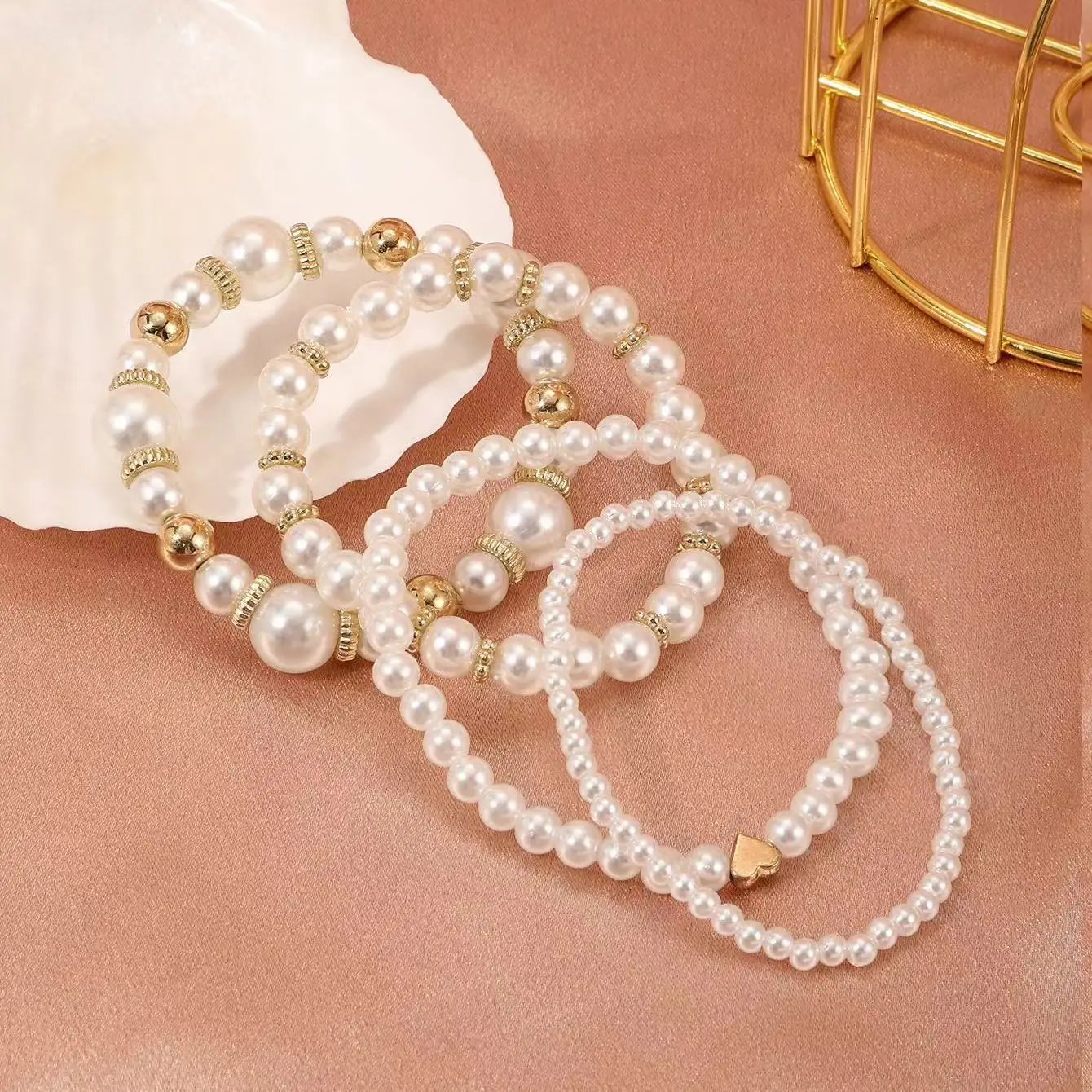Fashion Love Imitation Pearl White Beaded Bracelet Set Four Multi Layer Handmade Geometric Bracelet For Women Accessories Gift
