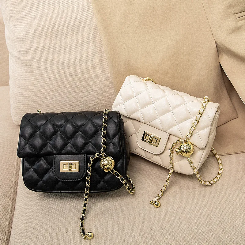 Fashion new simple rhombus one-shoulder chain small square bag cowhide small golden ball diagonal ladies bags leather handbags