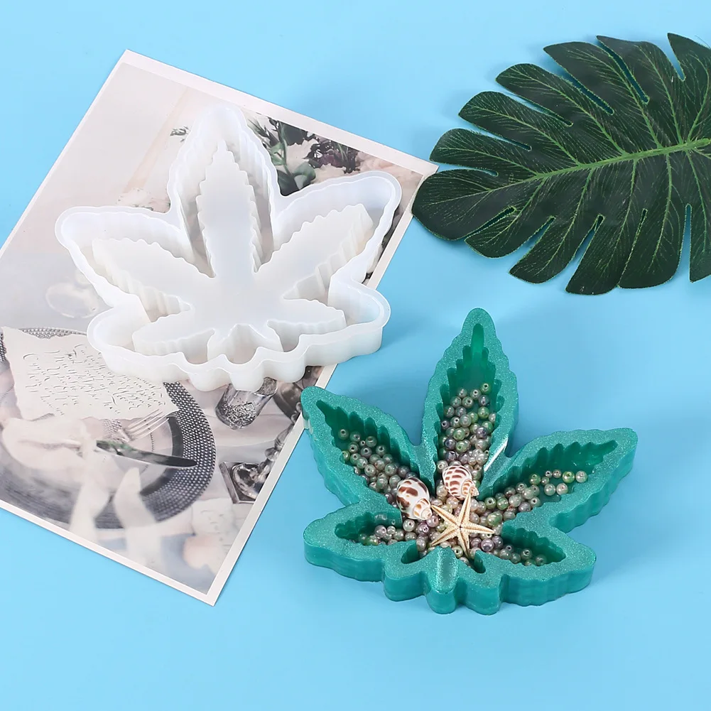 
Amazon Hot Home Decoration Jewelry Storage Leaf Shaped Ashtray Silicone Mold Crystal Hand Made Ashtray Resin Craft Silicone 