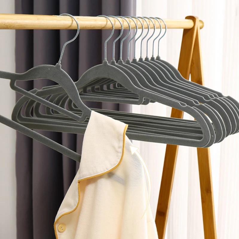 Cheap Price Velvet Hanger Non-slip Clothes Hangers Pink Black Gray Beige velvet Clothing Coat hangers For Home Hotel