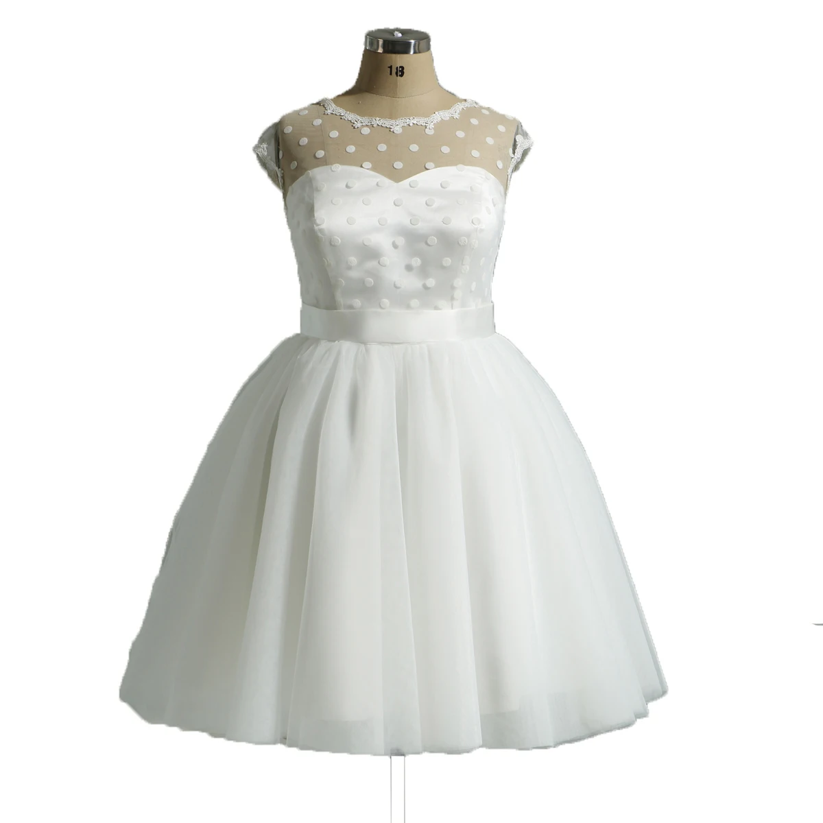 Hot seller tea length cap sleeve Ivory and white dot tulle princess custom made factory A line short wedding dress