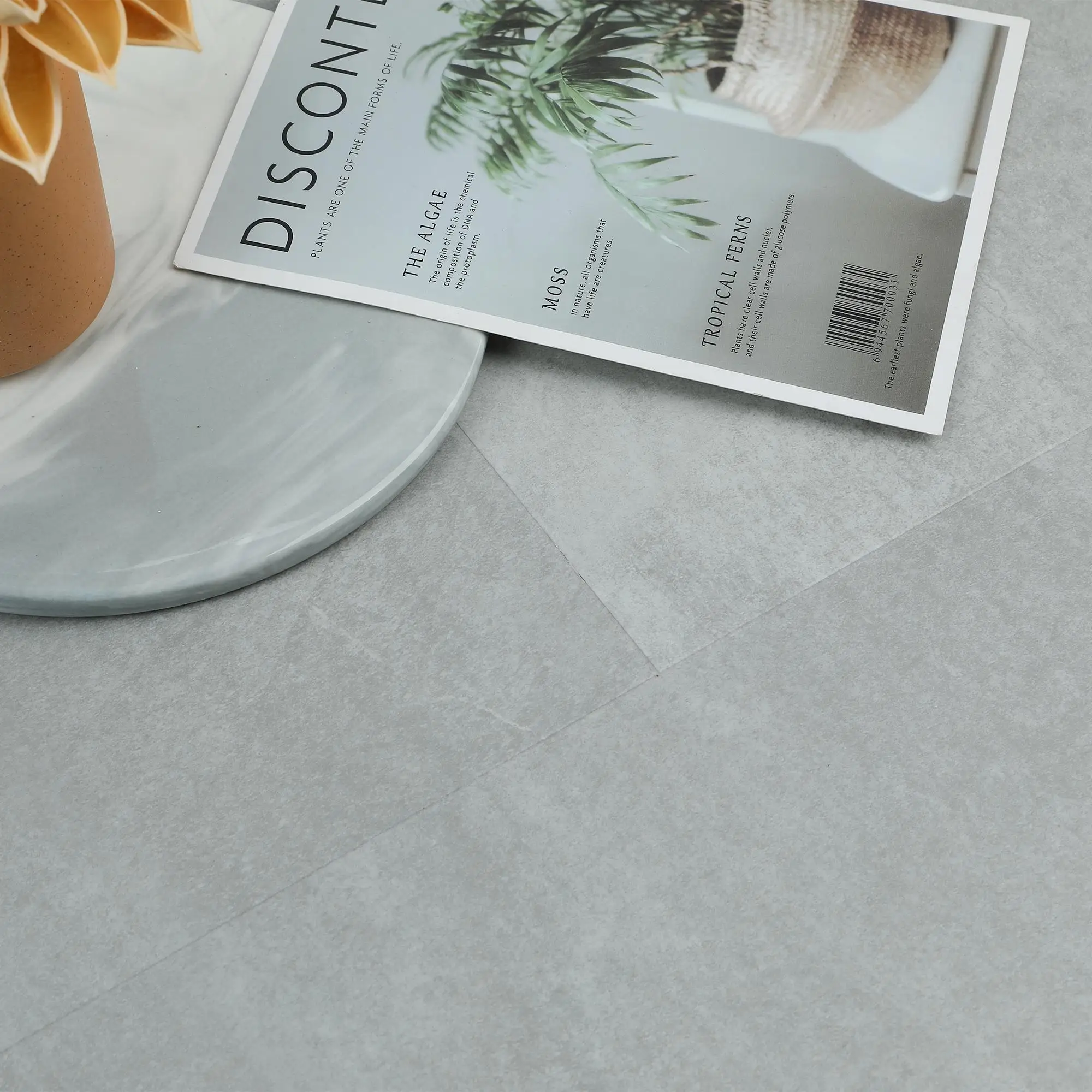 China Professional Manufacture SPC Vinyl Floor for 100% Waterproof Flooring Residential and Commercial