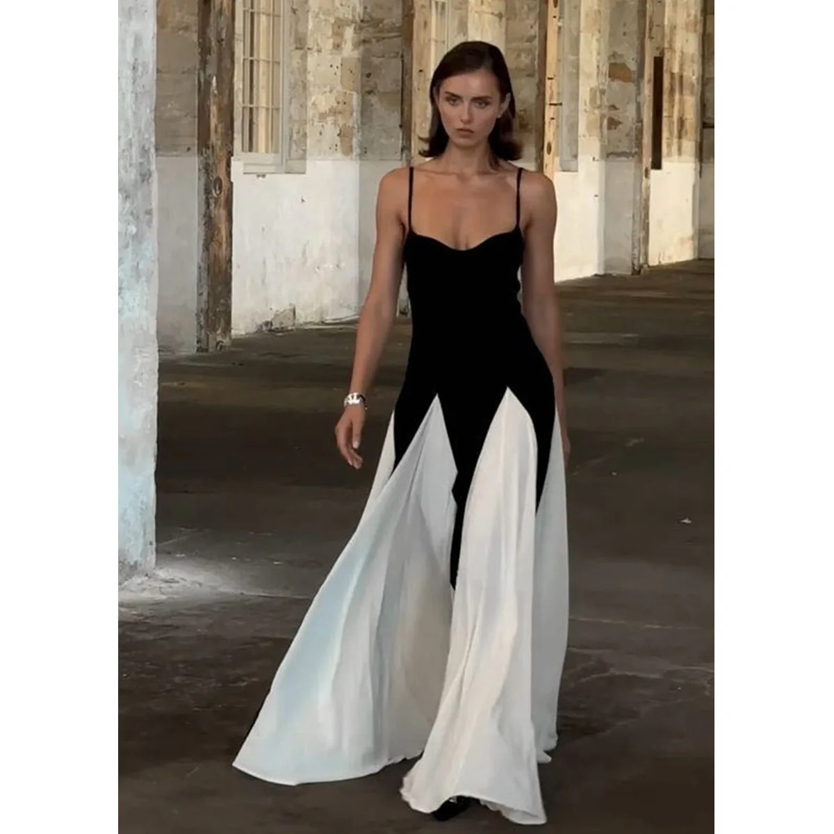 2024 summer wholesale High end Contrast Color Sleeveless Suspender sundress Long flowy sexy Casual maxi custom Dresses For Women