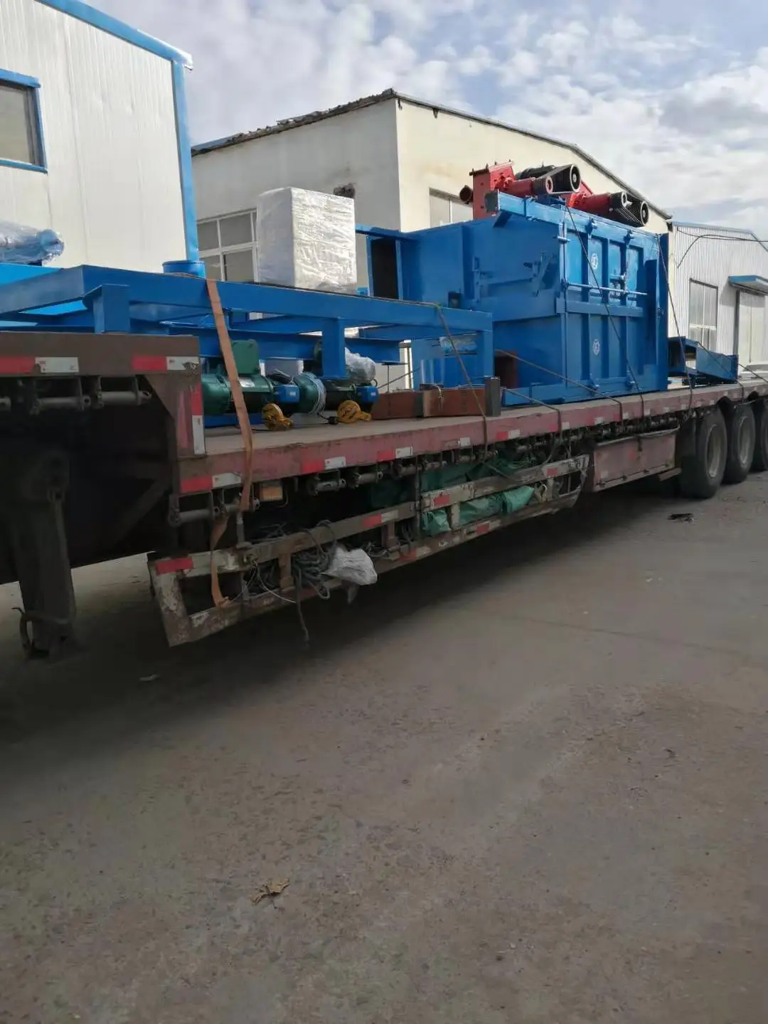 Promotional factory price high pressure centrifugal die casting hook type shot blasting machine