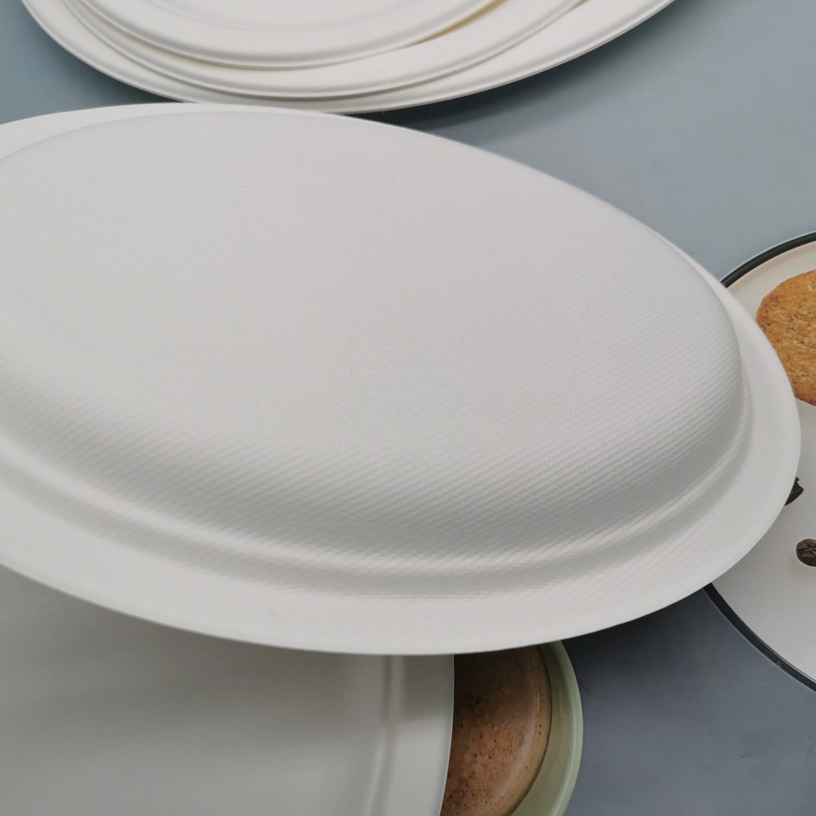 Natural Renewable Bagasse Tableware 100% Compostable Sugar Cane Bagasse Pulp Oval Shape Dishes Plates