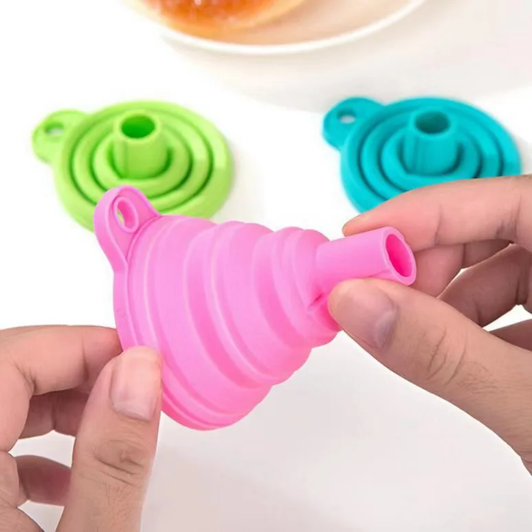 Foldable Collapsible Silicone Rubber Funnel Small Kitchen Tool for Liquid Transfer for Water Bottle and Food Utensils Set