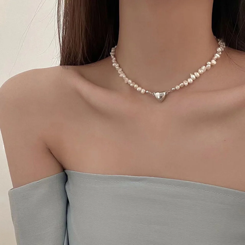 Fashion Pearl Chain Choker Necklace Magnetic Heart Pendant Necklace for Women Girls Jewelry Bridal Engagement Gifts