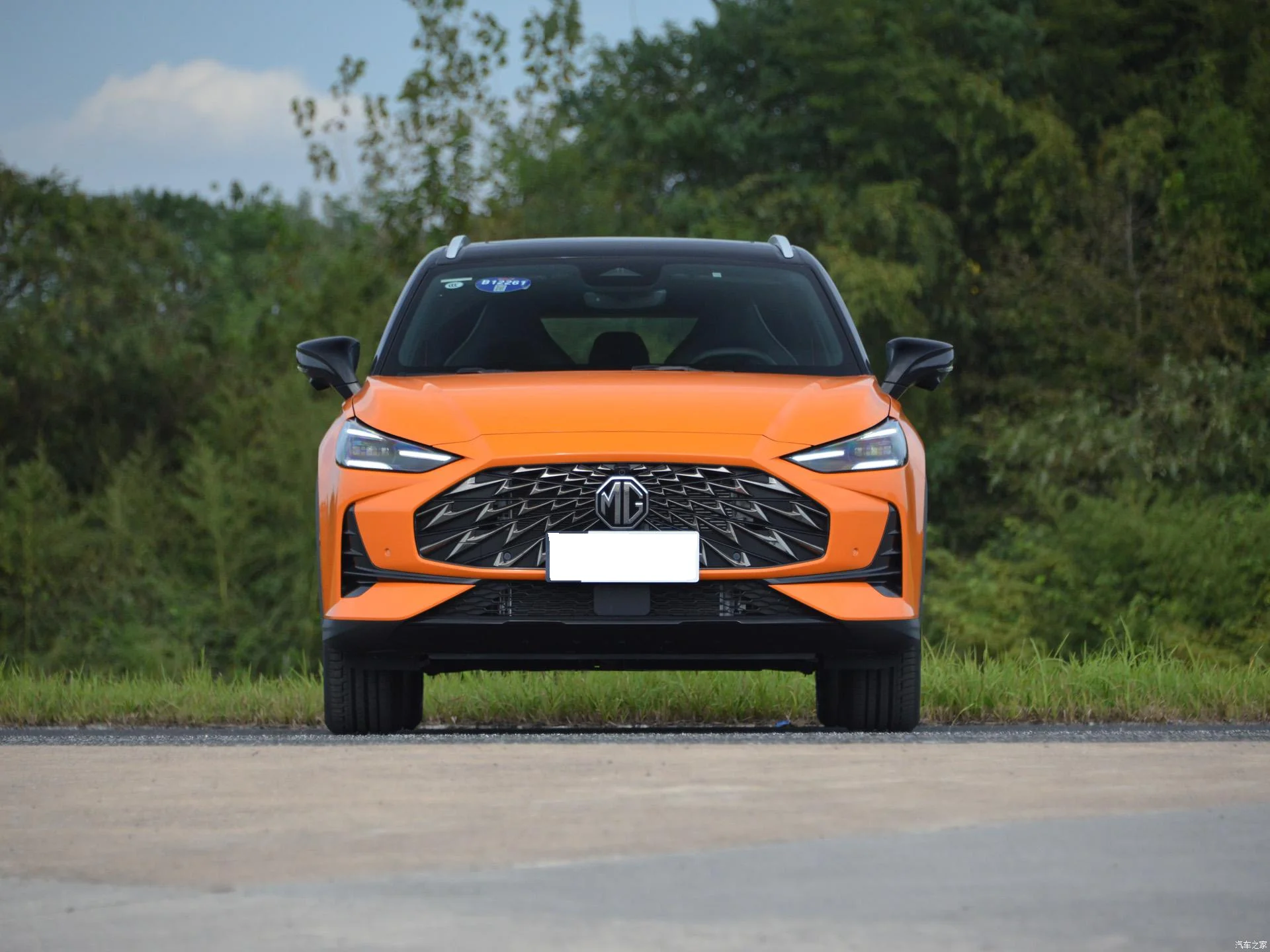 Cheap Cars In China MG ONE Alpha 1.5T Original New Electric Ride-on Car