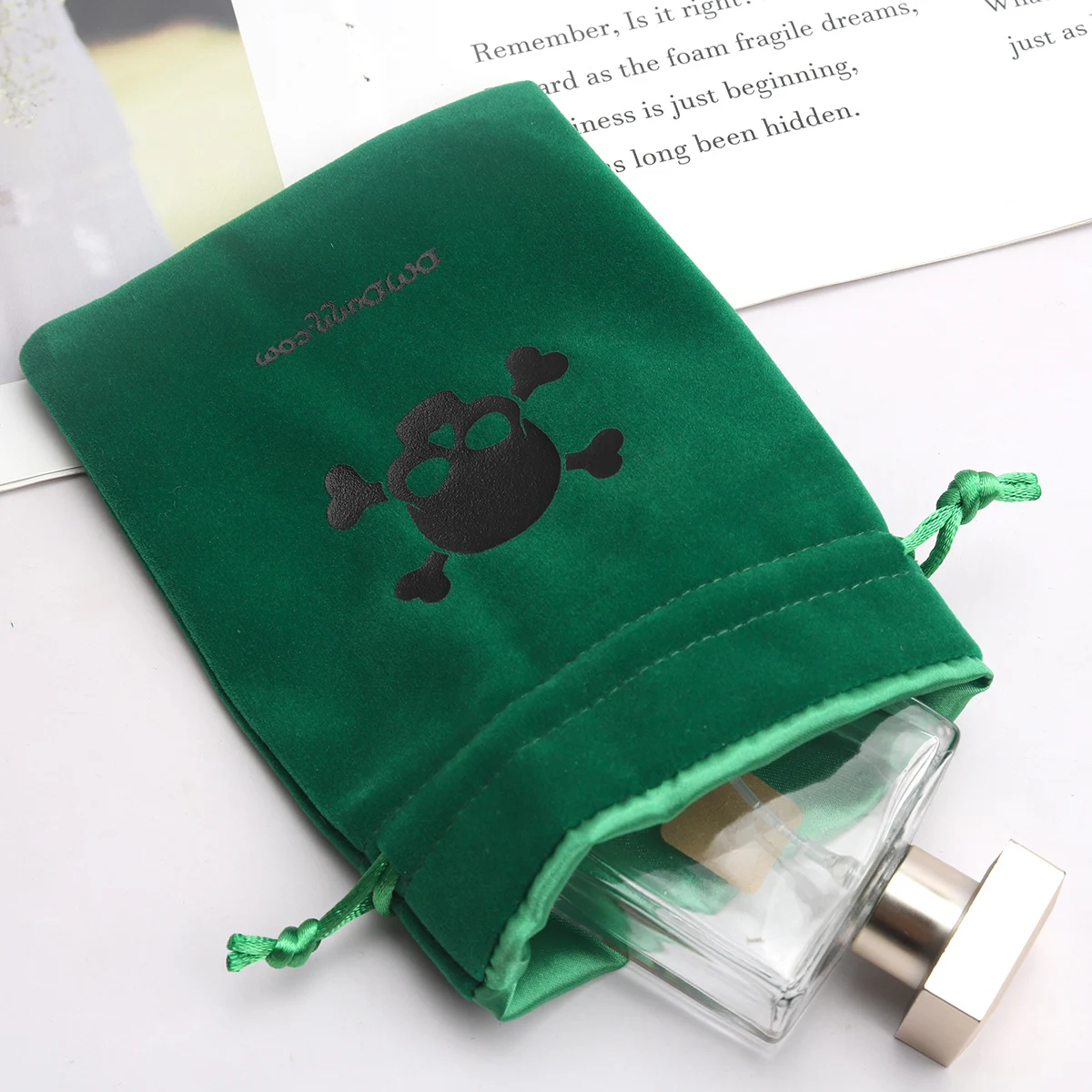 Custom Logo Printing Low MOQ Luxury Velvet Drawstring Pouch-a Premium Dust Bag Custom Gift
