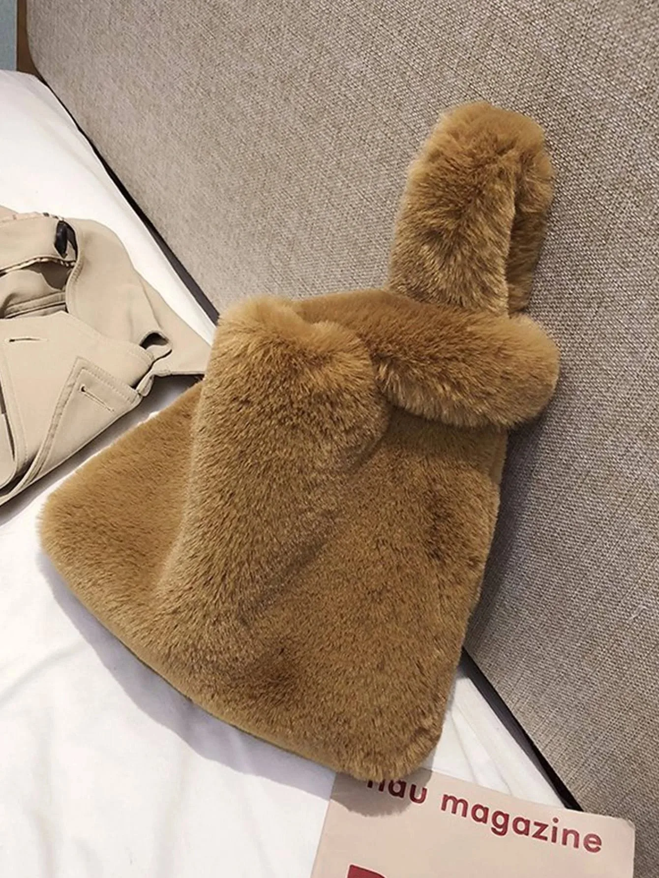 Brown fashion lady plush tote bag