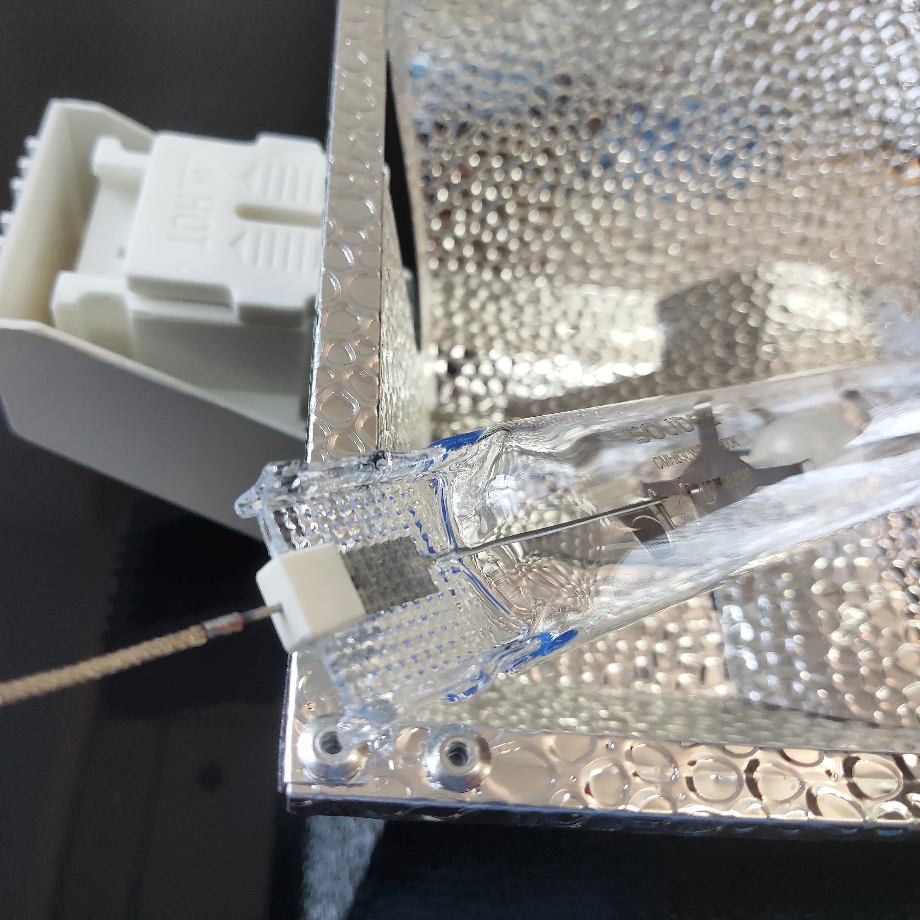 CMH 630W double ended full spectrum usage for indoor horticulture