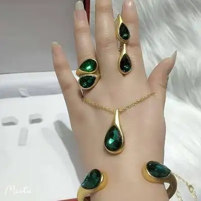 Top Quality Four-Piece Jewelry Set Charm Trendy 18K Gold Plated Colorful Crystal Bracelet Necklace Earring Ring For Anniversary