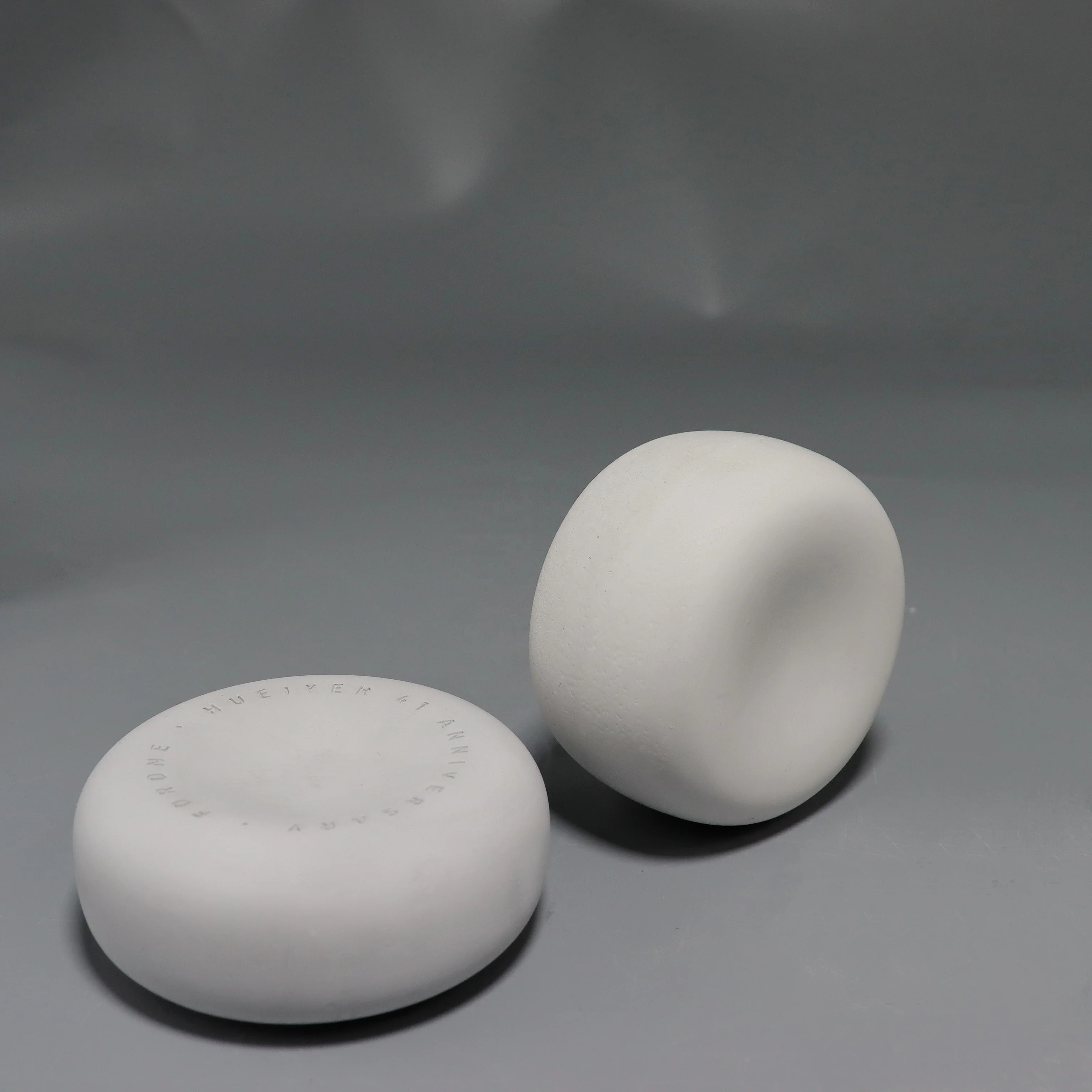 OEM White Diffuser Concave Structure Fragrance And Essential Oil Diffuser Aroma Stone Diffuser