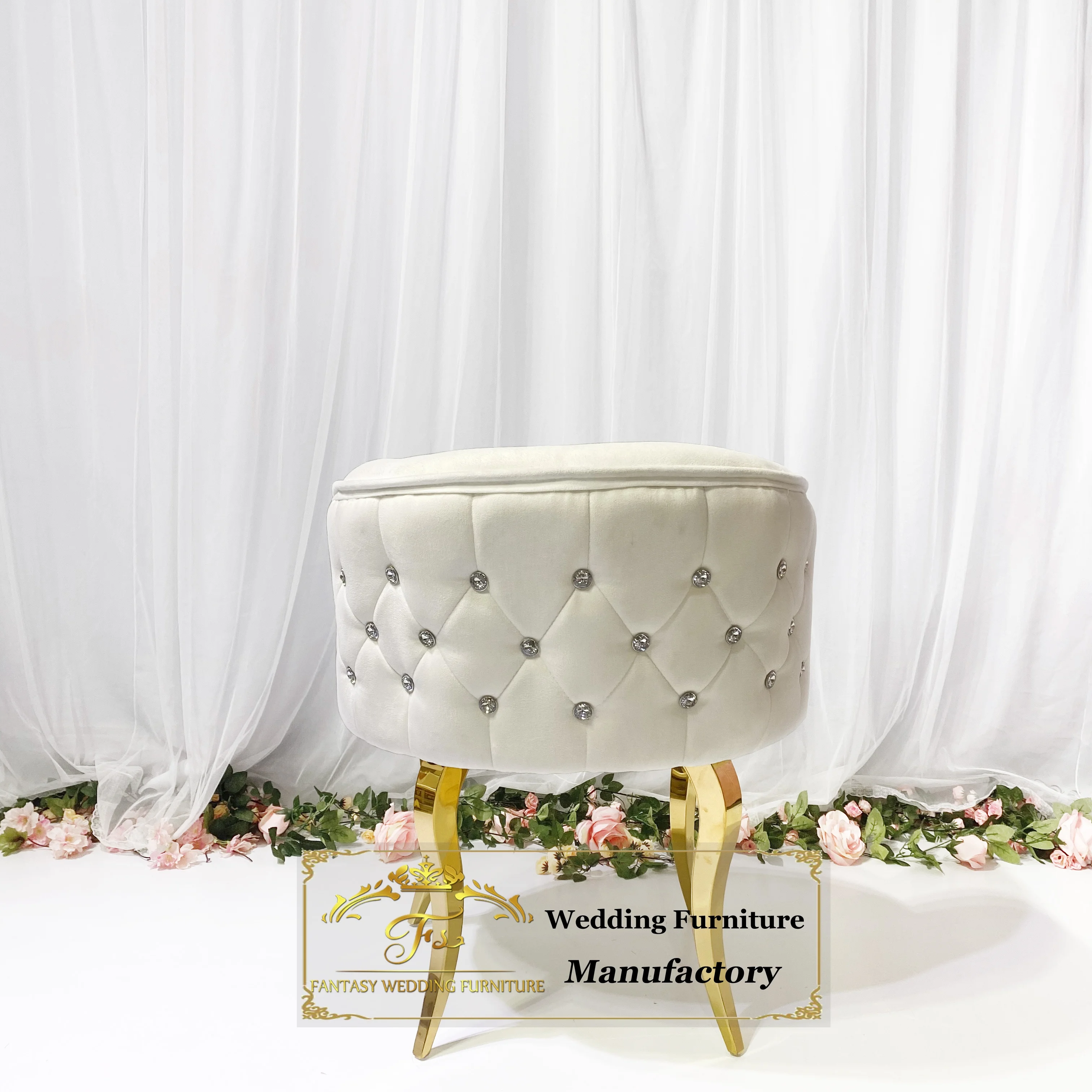 luxury royal wedding velvet sofa chairs with crystal back for wedding ceremony