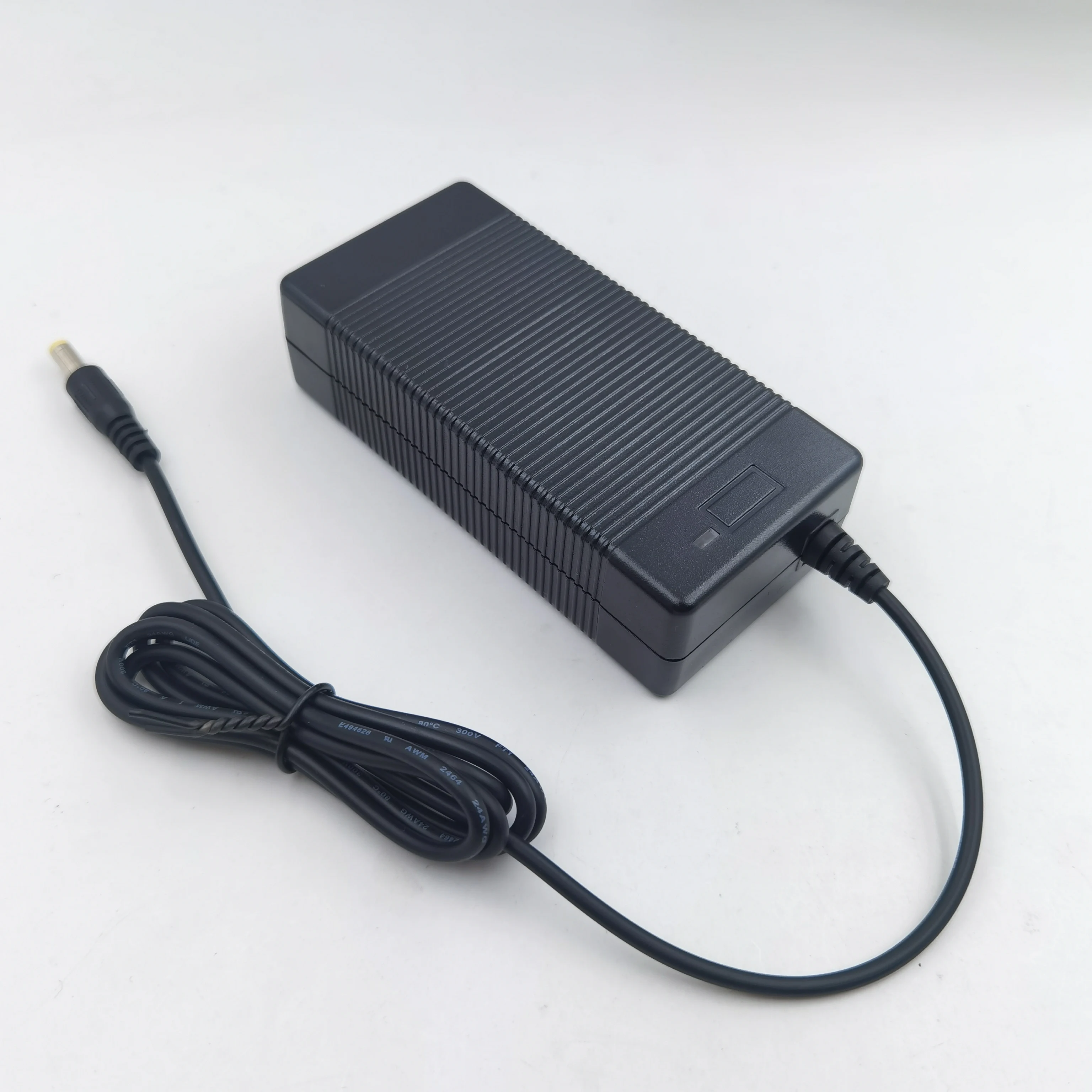 GYX Factory KC CE FCC 12.6V 8A Lithium Ion Battery Charger with Crocodile Clip DC Head