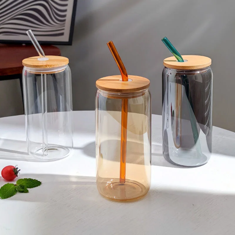Manually blown beer can borosilicate  glass 16oz with lid and straw, Multicolor drinking glass with bamboo lid