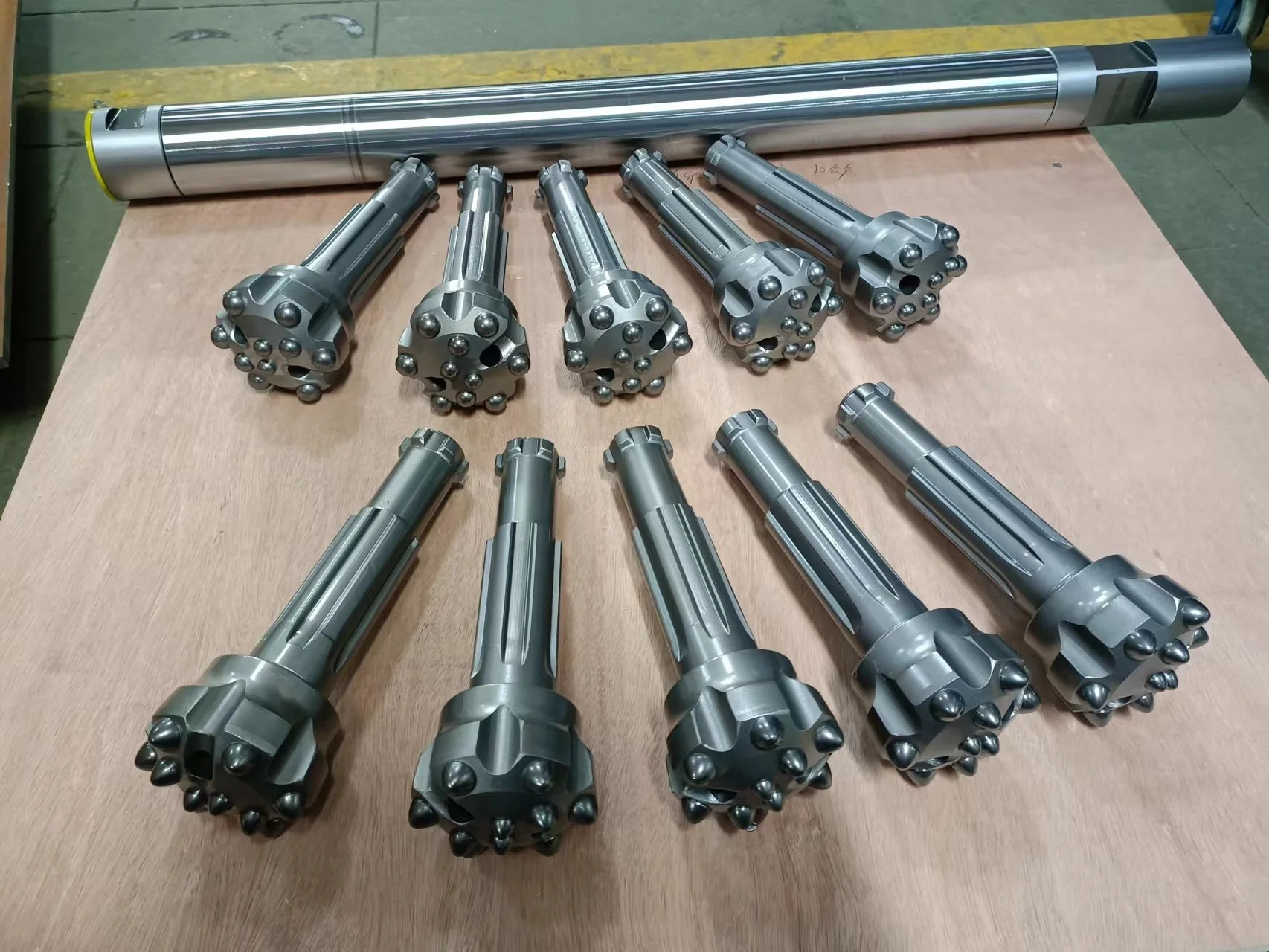 br3 dth hammer dth Hammer Rod Medium-Low Air Pressure BR1 BR2 BR3 DTH Hammers Using BR Series bits for quarrying