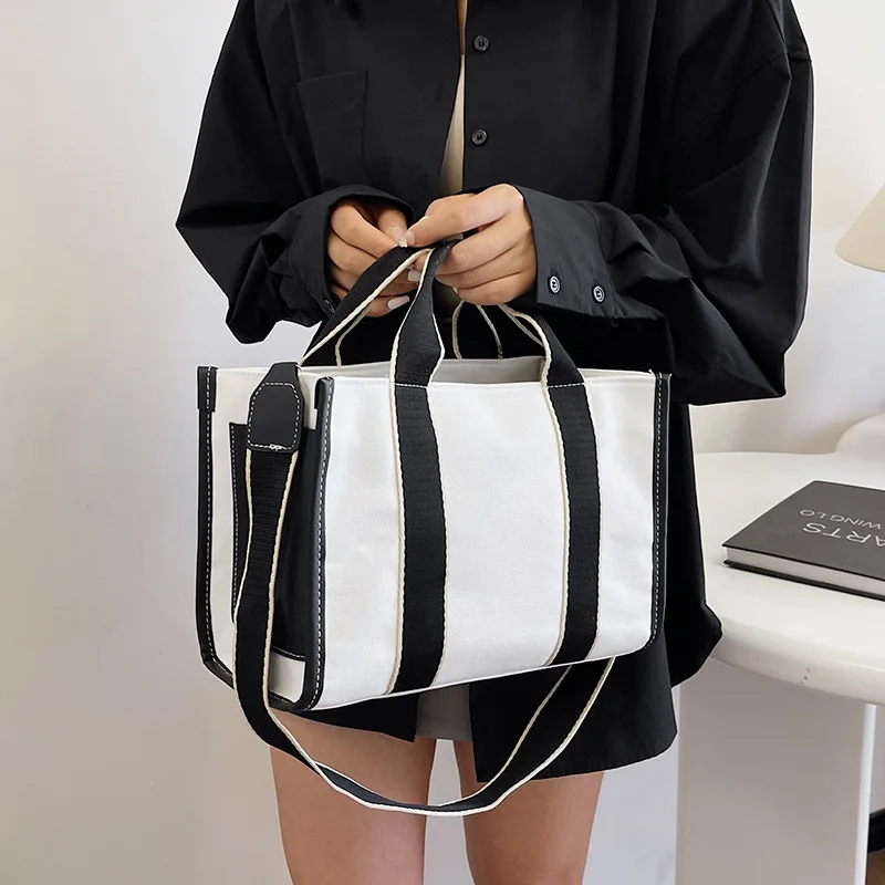 2024 summer new fashion canvas bag Large capacity hand bill shoulder crossbody Tote bag Factory wholesale