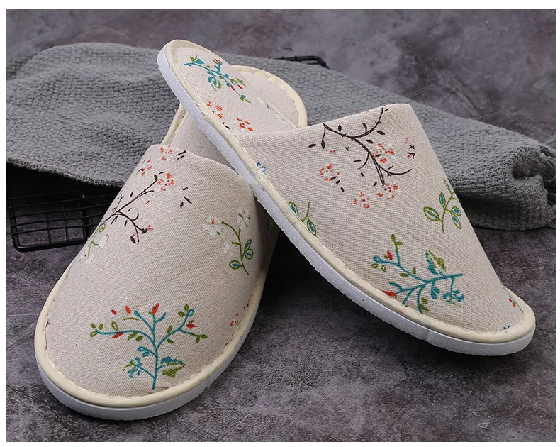 Disposable Hotel Slippers For Child Custom Logo Home Use Slipper Cartoon Indoor Guest Bedroom Slipper