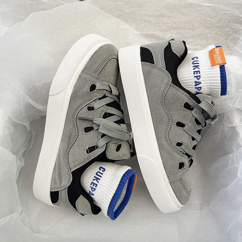 Wholesale Hot Selling Couples Casual Shoes All Fashion Students Breathable Sports Shoes Men Casual Shoes Woman