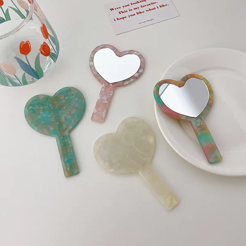 Fashion Korean Women Girls Handle Acrylic Makeup Mirrors Retro Love Heart Cute Portable Cellulose Acetate Pocket Mirror
