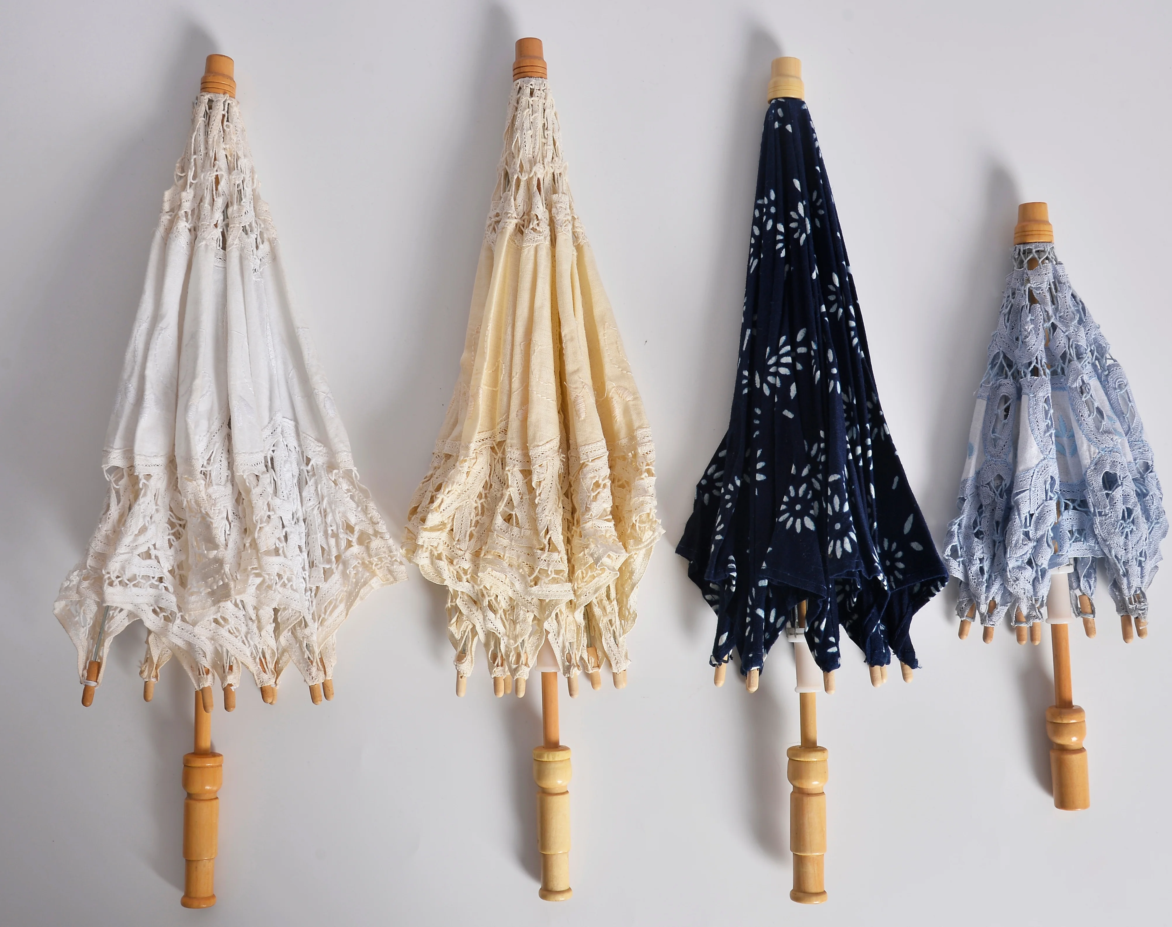 Umbrella Manufacture White Craft Kids Mini Decoration Umbrella Lace Parasol Wedding Auto Open Pantone Color Wood S/L Umbrellas
