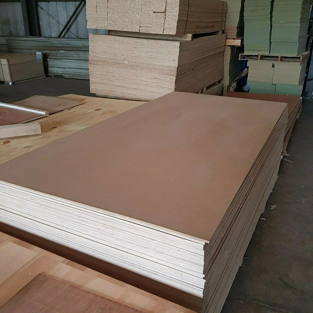 Wholesaler high gloss plain MDF board fire resistant and moisture proof MDF board for house decoration