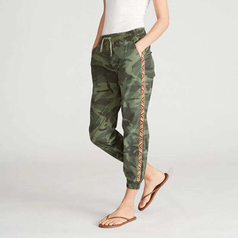 Fashion style ladies middle waist casual camouflage overalls trousers custom embroidery pant for women STPT058