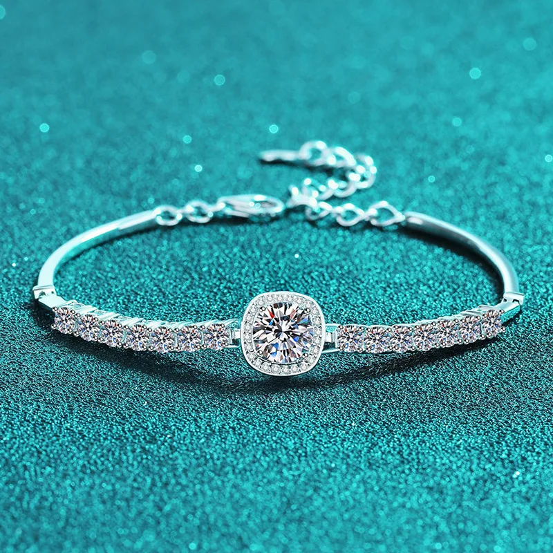 Женские браслеты и из муассанита с 2 4