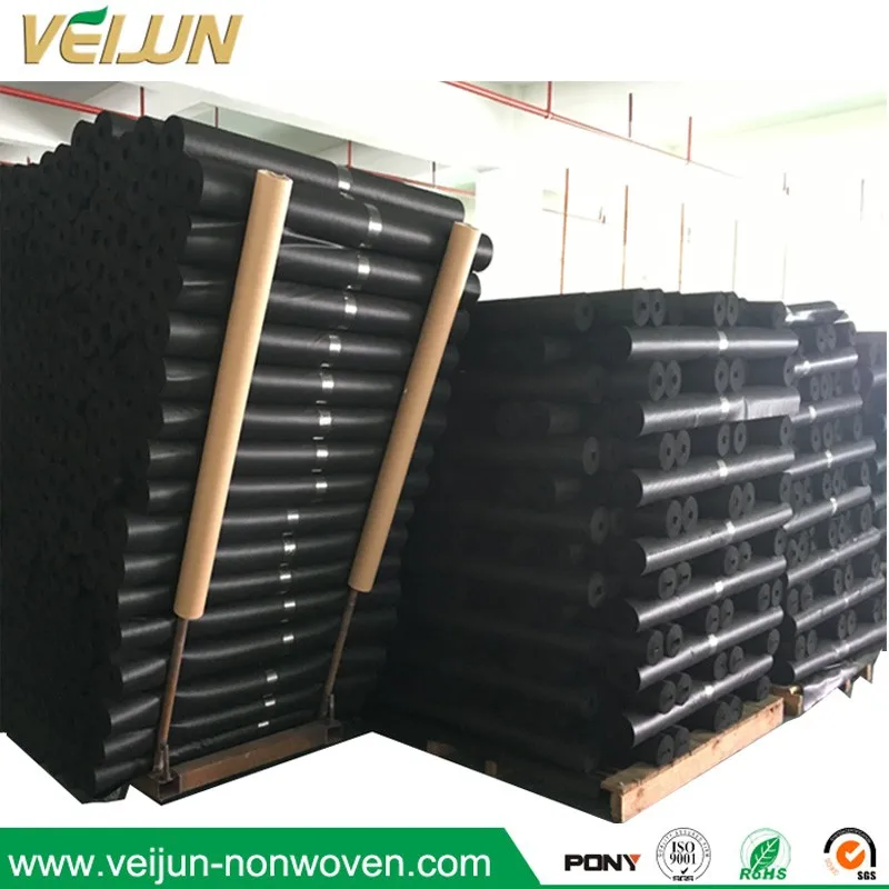 Biodegradable PP non-woven plant weed control mat in garden