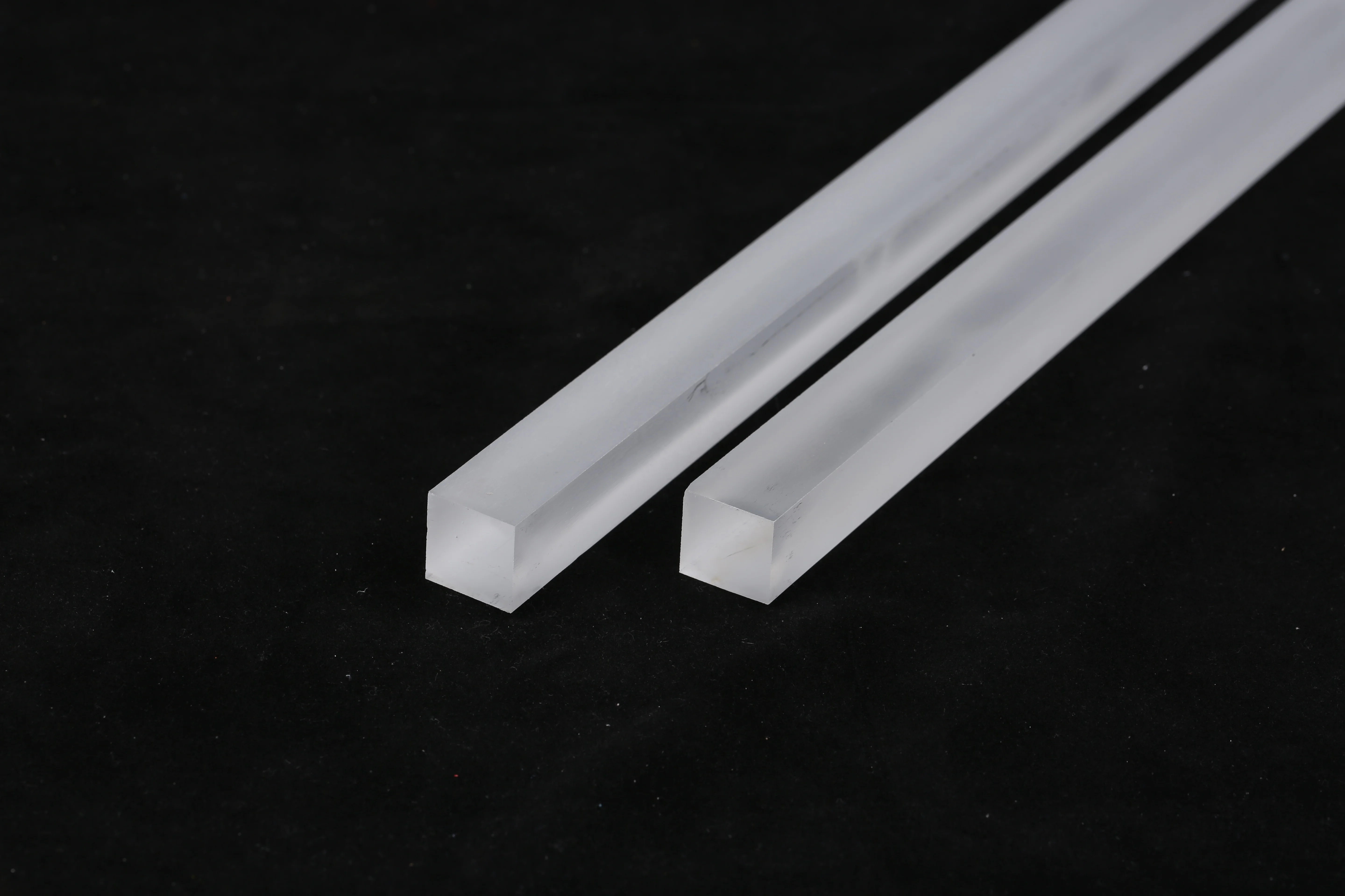 High transmittance quartz rod optical fiber rod