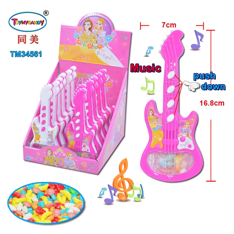 Toy candy 2020 best selling China toy with candy plastic music guitar toy promotion popular in russian and arab country