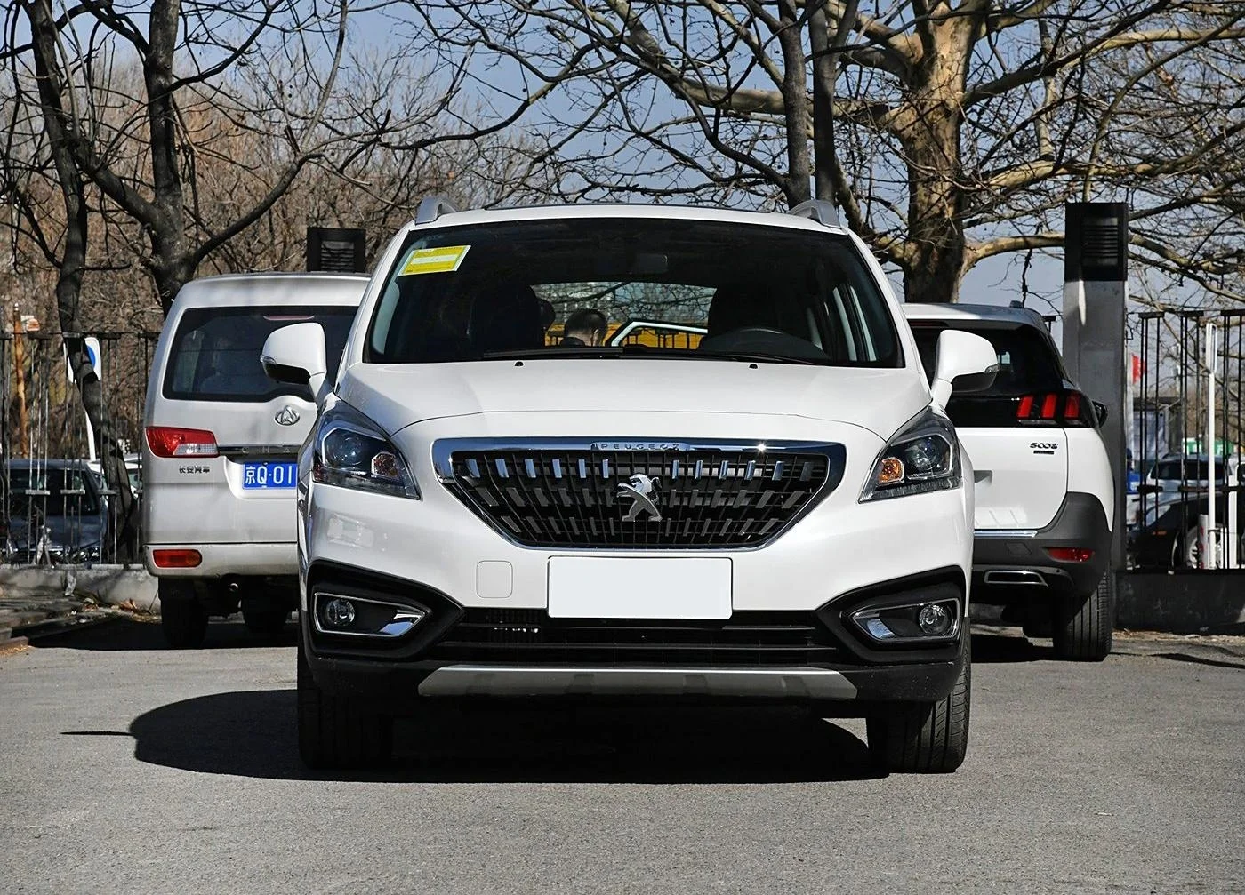 Peugeot 3008 4008 б/у 6-7 мест MPV/внедорожник Доступные бензиновые автомобили доступны для экспорта высокое качество