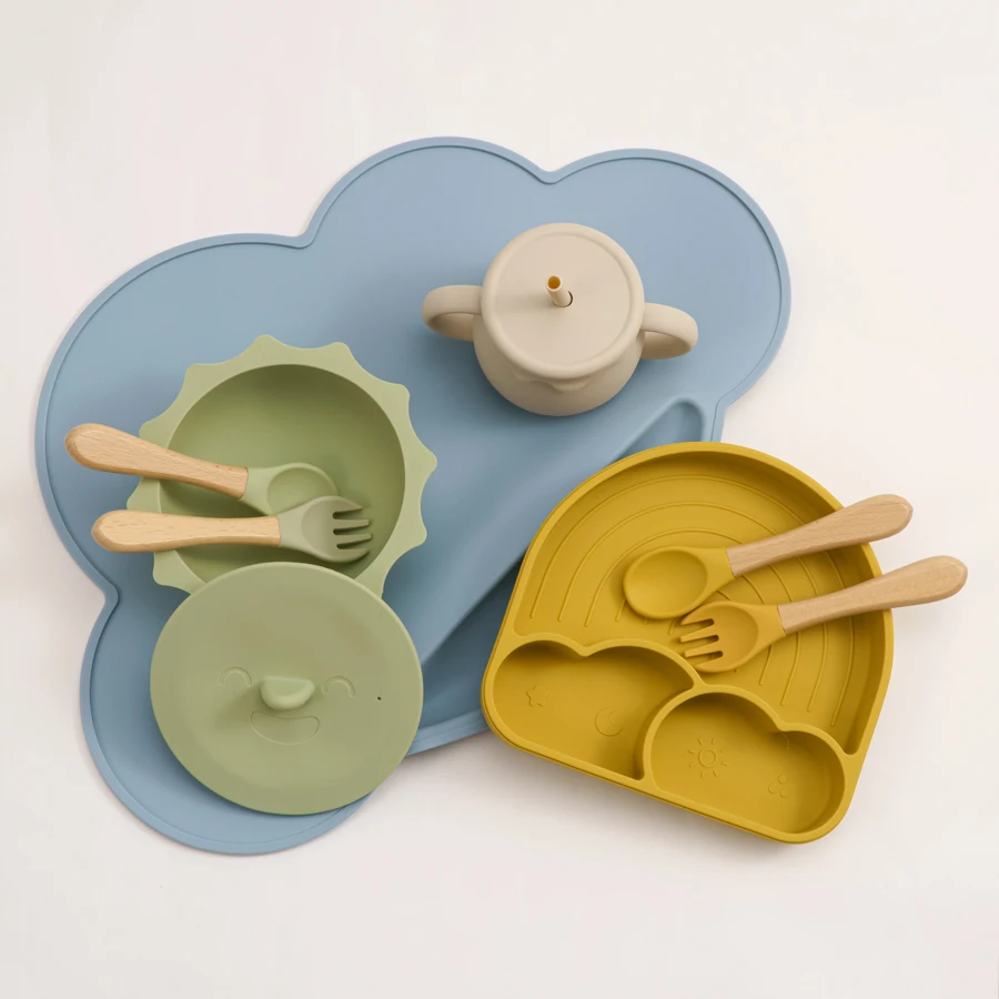 Food Safety Grade Rainbow Soft Silicone Baby Dinner Plate With Silicone Spoon Fork 3 Piece Tableware Set For Kids Toddlers