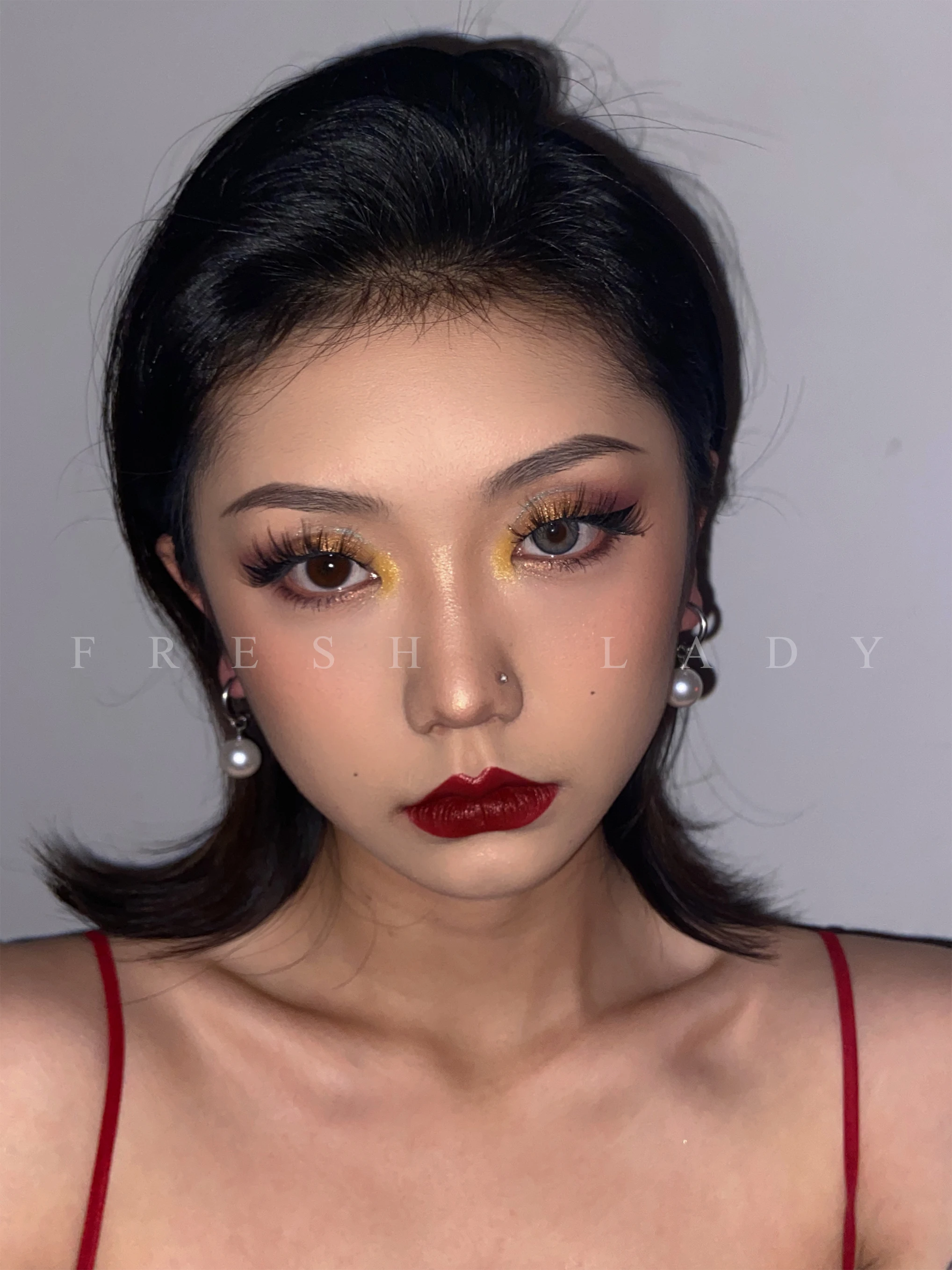 Контактные линзы Fresh Lady дневные косметические цветные Новый стиль Модные мягкие контактные с большими коричневыми