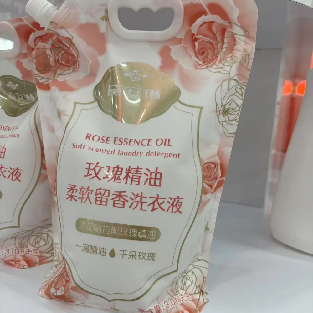 deeply penetrate fibers to remove soil dirt oil stains deep cleans concentrated Liquid Laundry Detergent