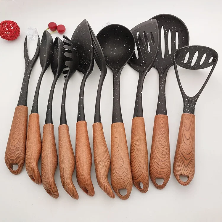 New high-quality nylon cookware kitchen utensils multi style 10 piece set of cookware accessories with wooden handle
