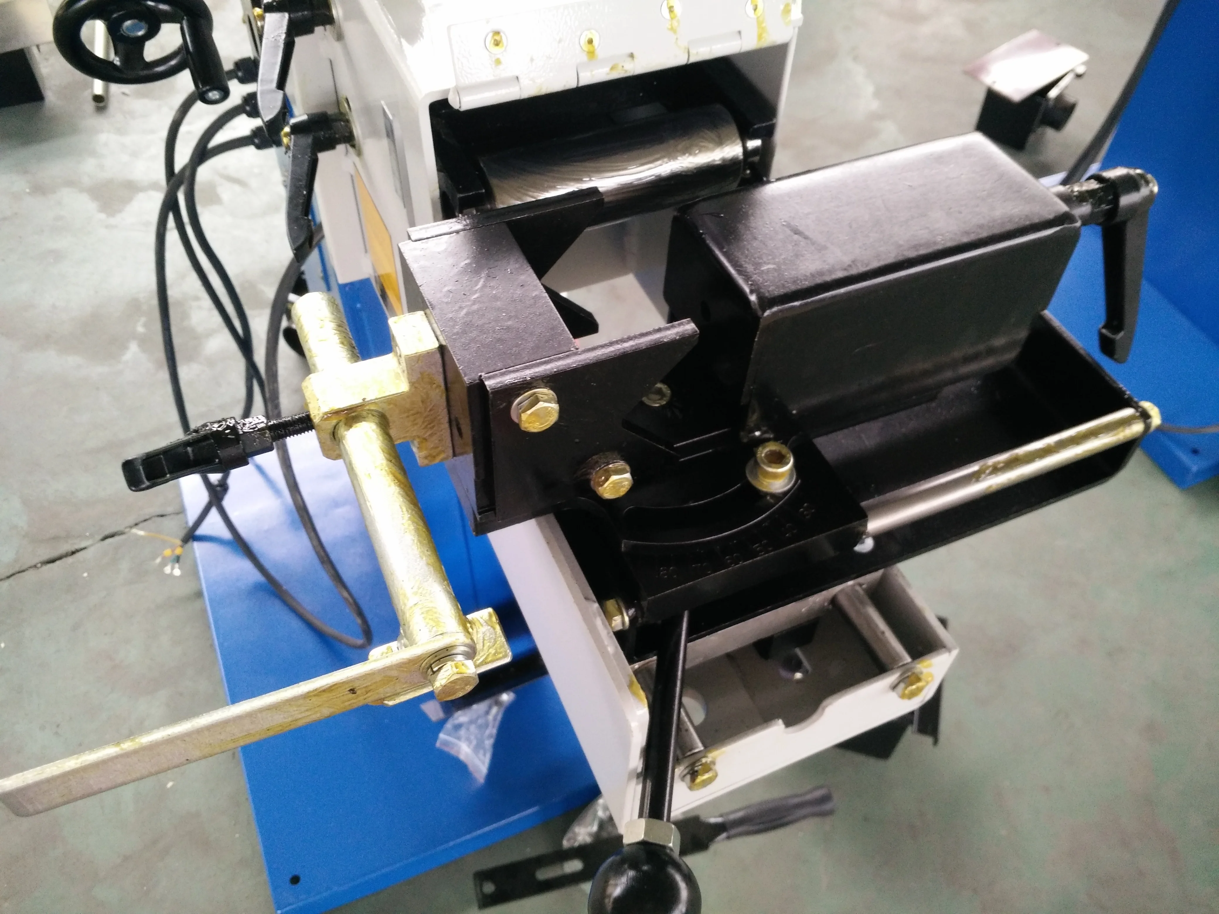 MH100 China factory manufacture pipe notcher metal sheet corner notching machine