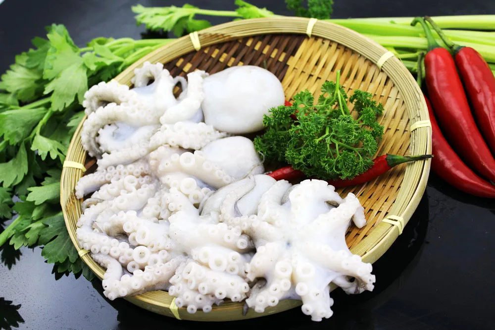 
seafood clean whole round frozen baby octopus 