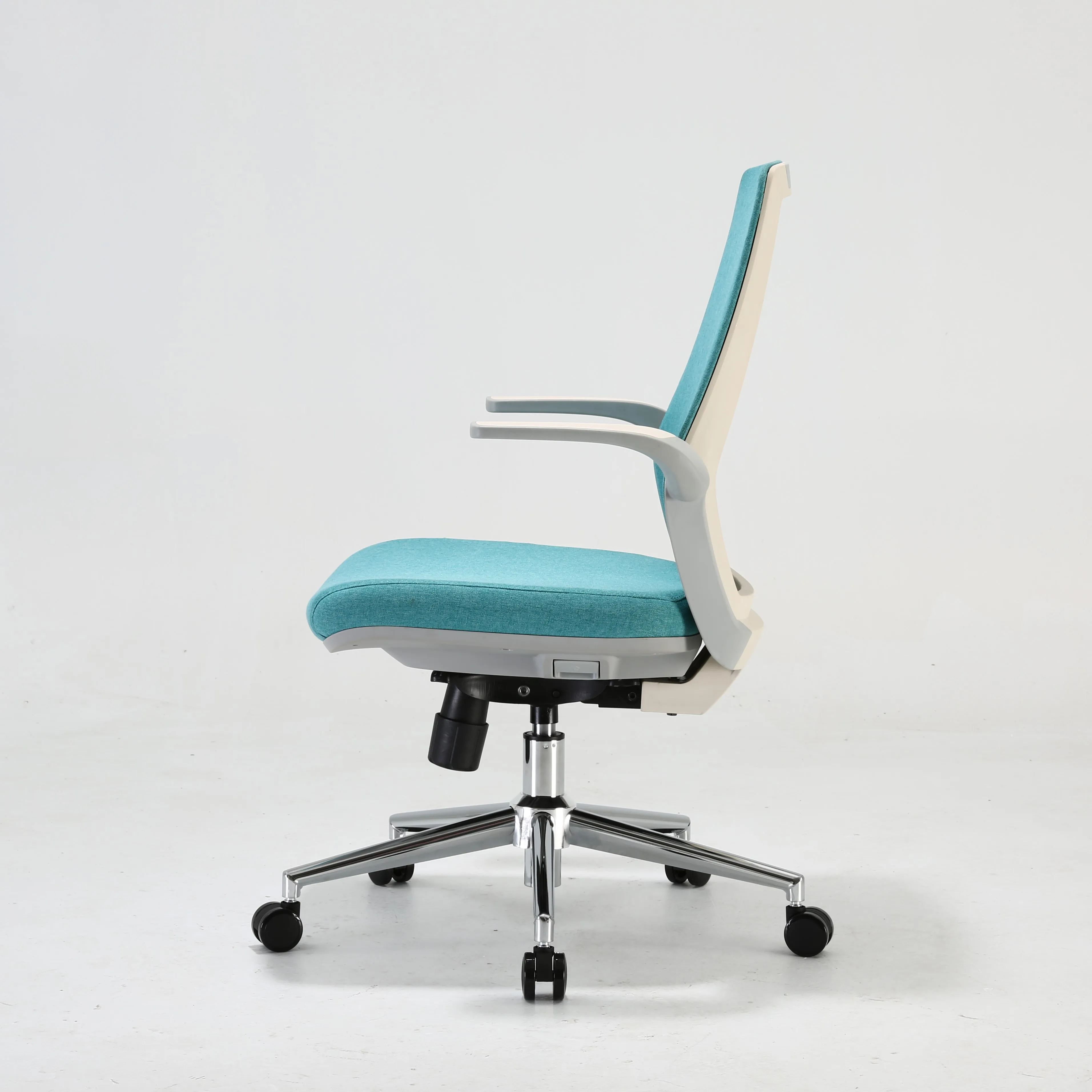 Hot sale cheap swivel chair secretary medium back plastic back office full meash chair screw lift staff chair