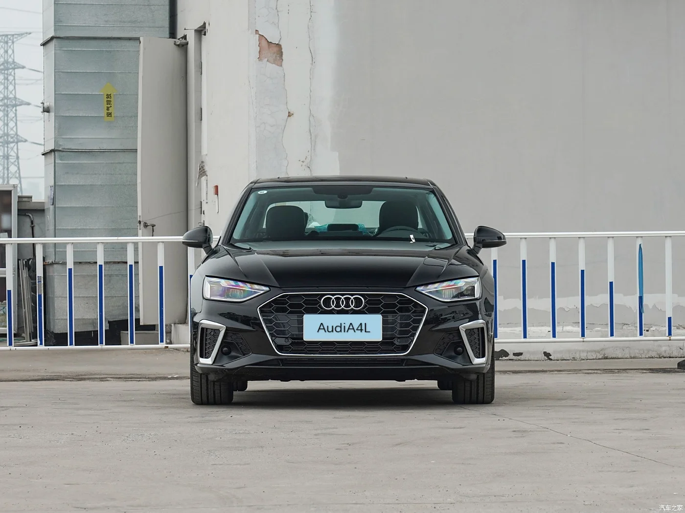 Лидер продаж 2024 Audi A4L бензин 2 0 т средний большой седан 190 ПС 4-дверный 5-местный левый привод Подержанный автомобиль для