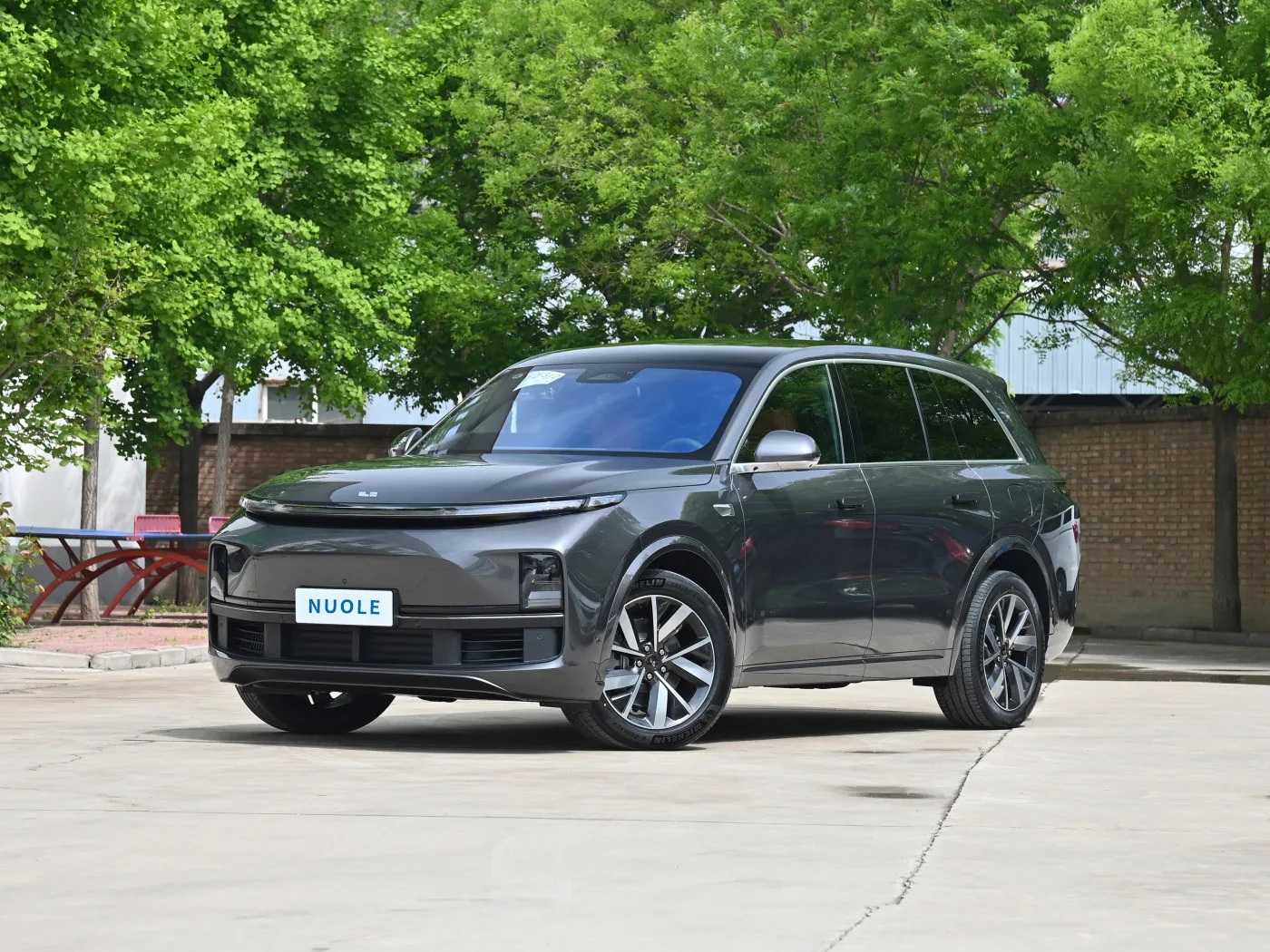 LI XINAG L8 High Speed Large Space Hybrid SUV Cars Luxury Intelligent New energy Electric Li Auto