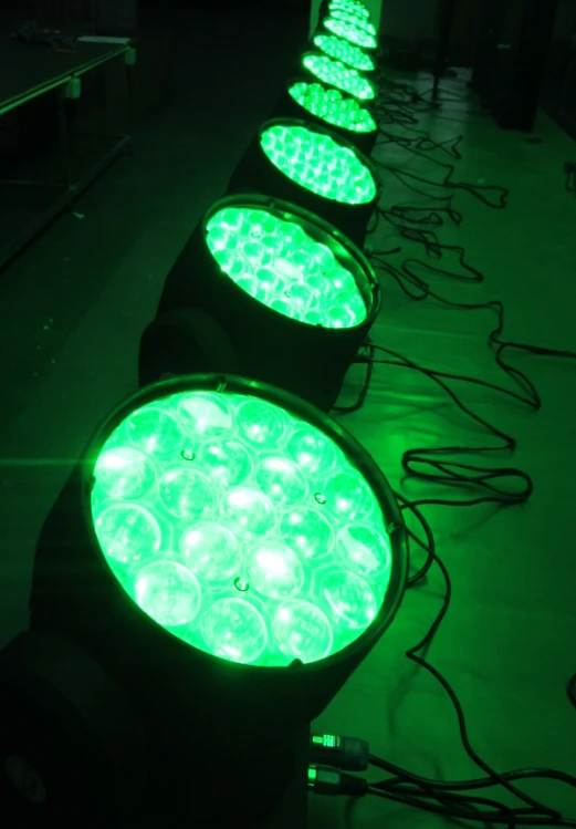 led dj disco stage light 19*15W rgbw 4in1 zoom led moving head wash light