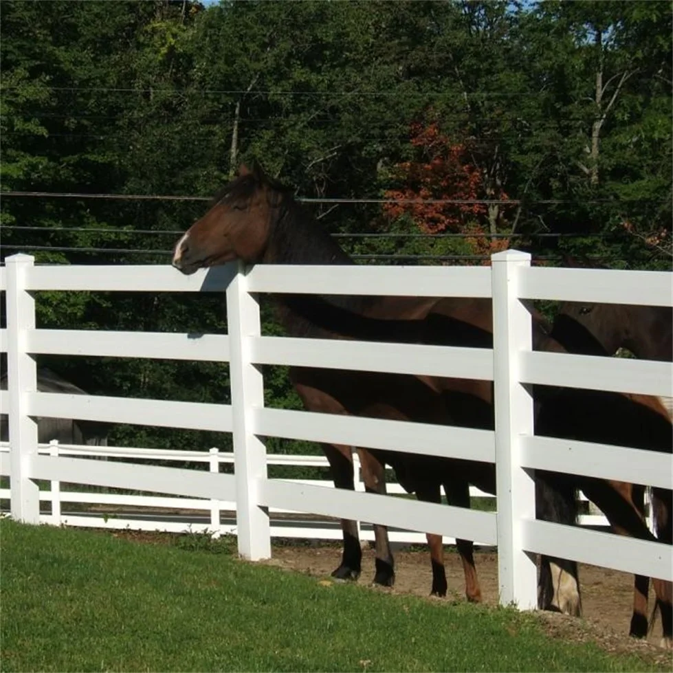 4 rail PVC ranch fence for horse wpc horse fence white panels with single gate