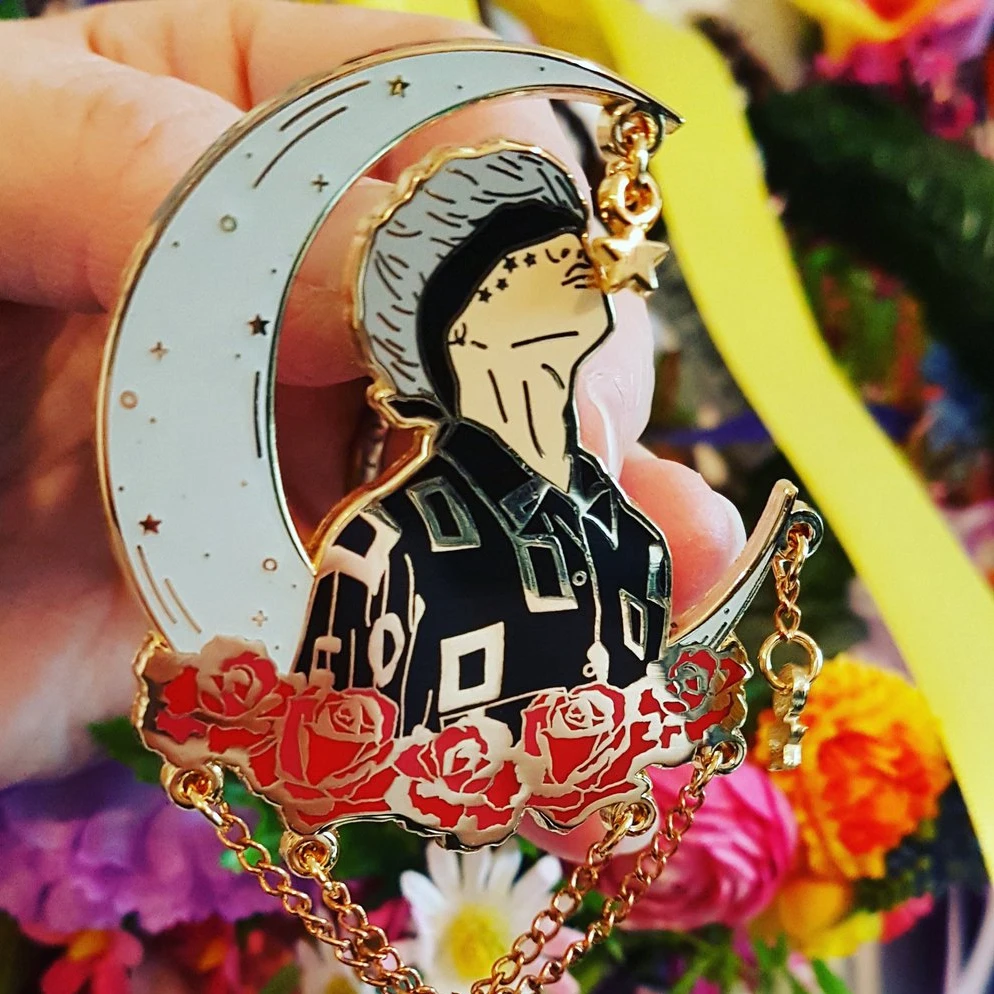 
Korea idol kpop Logo Custom soft enamel souvenir fans kpop enamel pin 